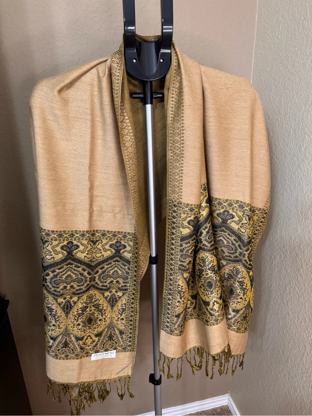 100% Pashmina Black and Gold Paisley Woven Scarf